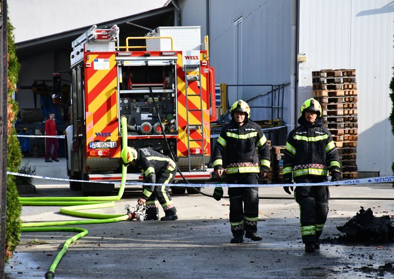 Zapalila se trgovina u trgovačkom centru