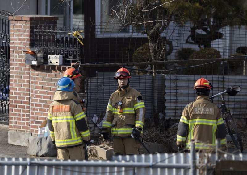 Srušio se dio elektrane u Južnoj Koreji: Tragaju za sedam osoba