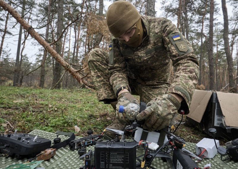 Ruski dužnosnici: Ukrajina napala dronovima, poginula jedna osoba