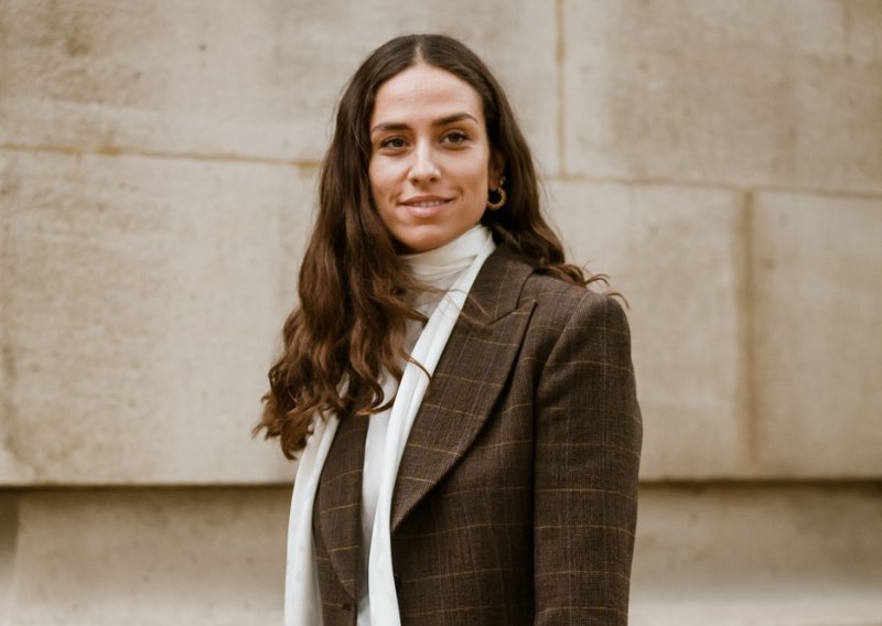 Ove duge suknje iz Zare čine savršenu kombinaciju s kožnom jaknom