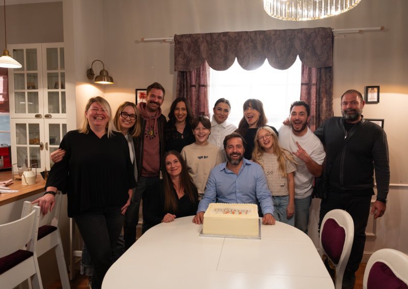 Zadnja klapa u suzama: Ekipa serije 'U dobru i zlu' oprostila se od seta