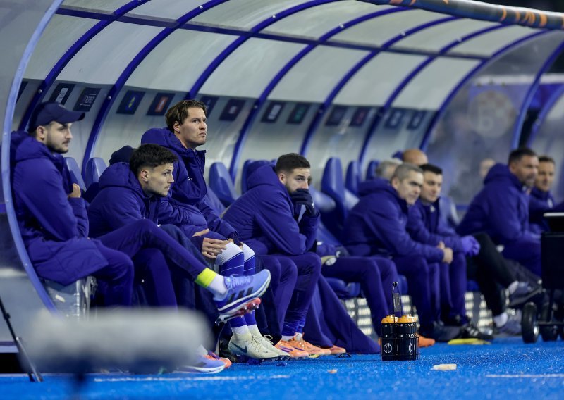 Navijači Dinama: Sramota! Kovačević mora otići večeras