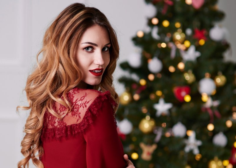 Toplo, udobno i elegantno: Ovo je najpoželjniji trend uređenja interijera ovih blagdana