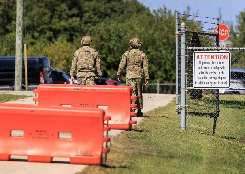 Netko je poslao sumnjivi paket u američku vojnu bazu, nekoliko ljudi završilo u bolnici