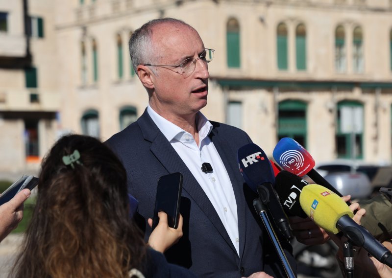 Puljak: 'Split mora odlučiti hoće li biti grad civilizacije ili grad crne desnice'