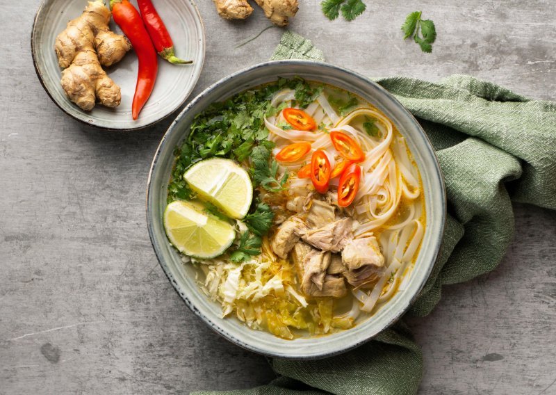 Tako jednostavna, a okrepljujuća: Ova pileća juha liječi i jača imunitet