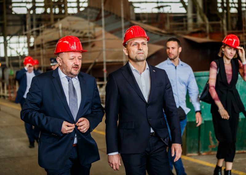 Anušić: Debeljak povlači očajničke poteze i pokušava prebaciti problem na MORH