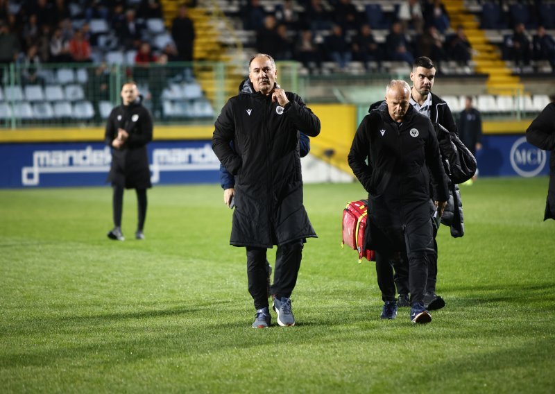 Igor Štimac nakon bolnog poraza poslao poruku navijačima Zrinjskog