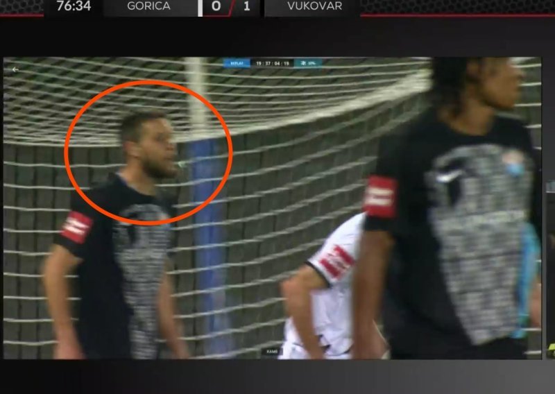 Pogledajte najodvratniji potez ove sezone SHNL-a: Igrač Vukovara pljunuo na igrača Gorice