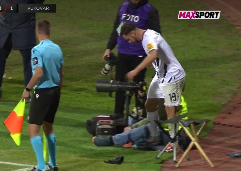 Bizarna situacija u SHNL-u: Pogledajte kako je fotograf zasmetao igraču Gorice
