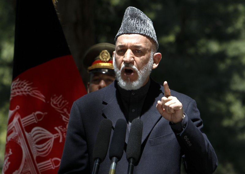 Karzai traži od Pakistana da mu pomogne s talibanima