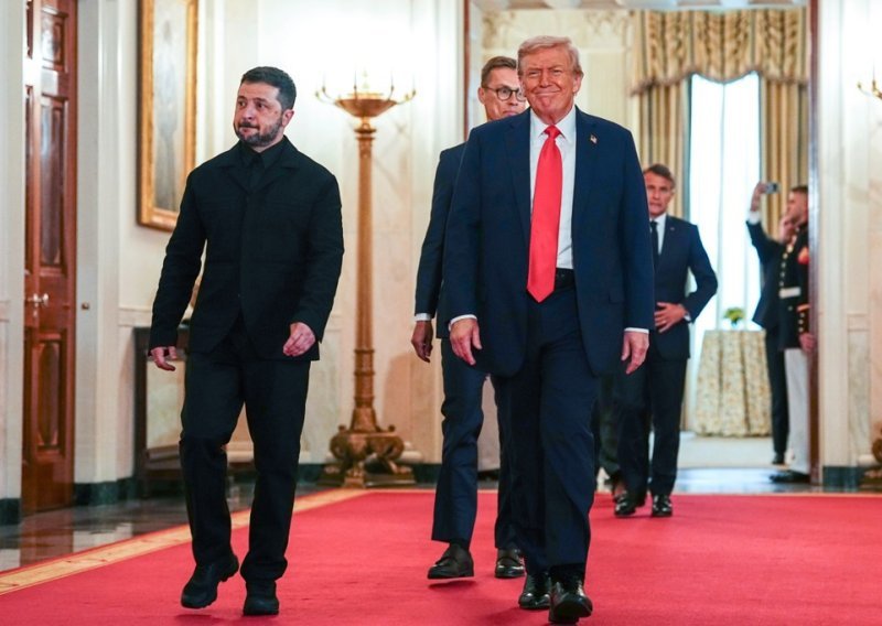 Zelenski: Ukrajina je spremna za mirovni sporazum sa SAD-om i Europom; oglasio se i Trump