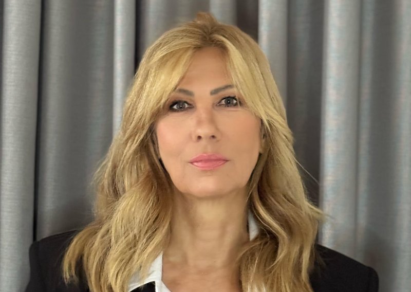 Otkad je otišla s HRT-a, Mirna Zidarić piše bez kočnice: 'Tajne bacamo kao kosti…'