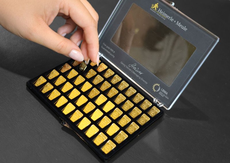 Zlato donijelo 13 puta veću zaradu nego trezorski zapisi – u što danas uložiti?