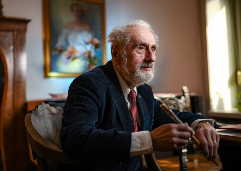 Preminuo slikar i likovni pedagog Emil Robert Tanay