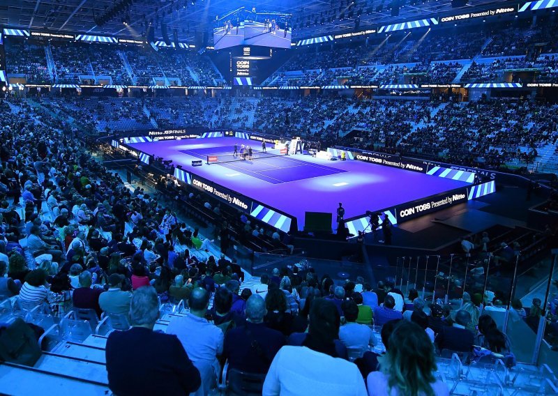 Tragedija na završnom teniskom turniru; u istom danu umrla dva gledatelja