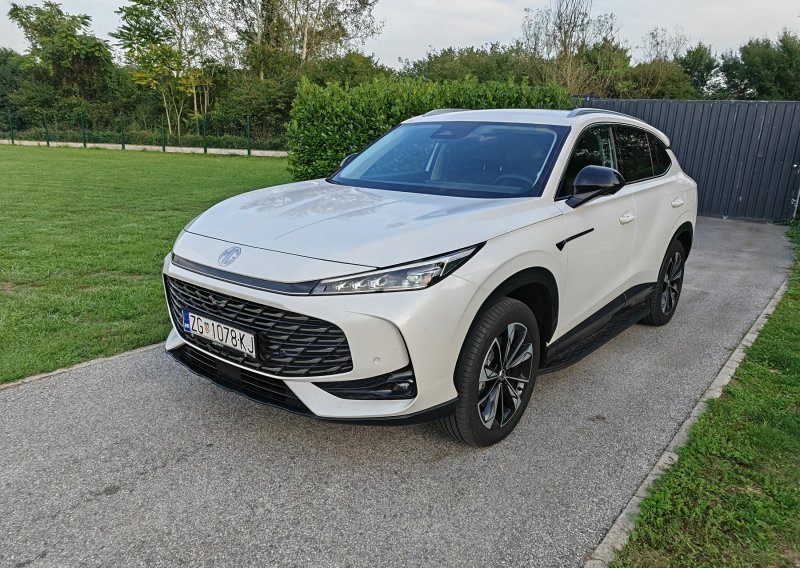 Vozili smo MG EHS PHEV Luxury: Sjajan obiteljski SUV s vrlo učinkovitim plug-in hibridnim pogonom