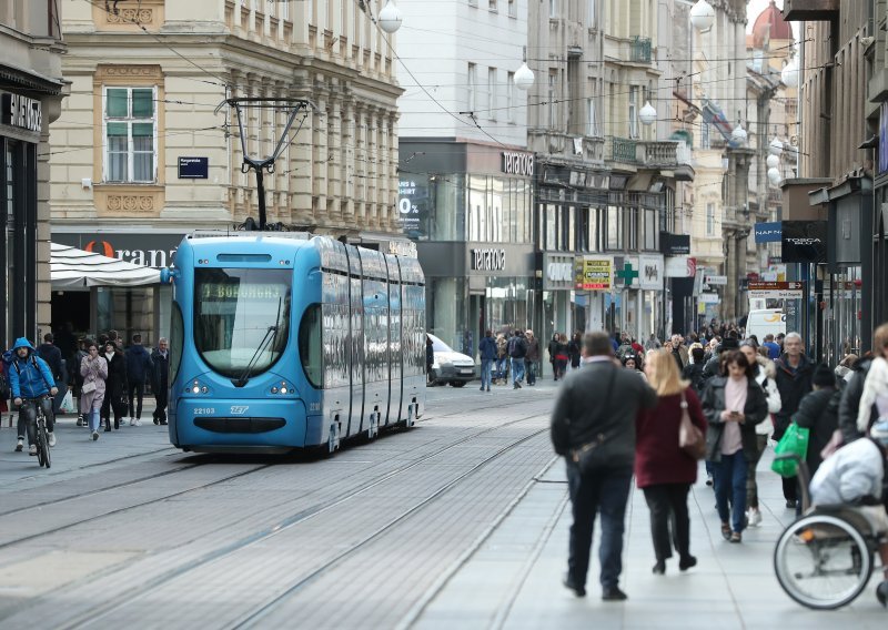 Skoro 200 tisuća građana imalo blokirane račune u studenom