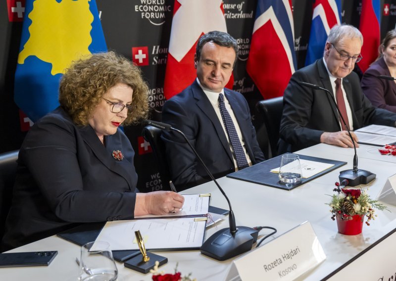 Kosovski premijer pod pristiskom: Ministrica trgovine optužena za korupciju