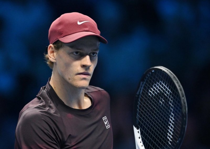 Jannik Sinner preko Zvereva izborio polufinale ATP finala u Torinu
