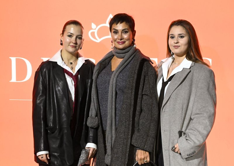 Trendi izdanje Leonarde Boban: Klasike se ne odriče, ali oko drži i na vrućim hitovima