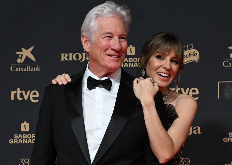 Supruga Richarda Gerea otvorila srce i progovorila o životu između dva kontinenta