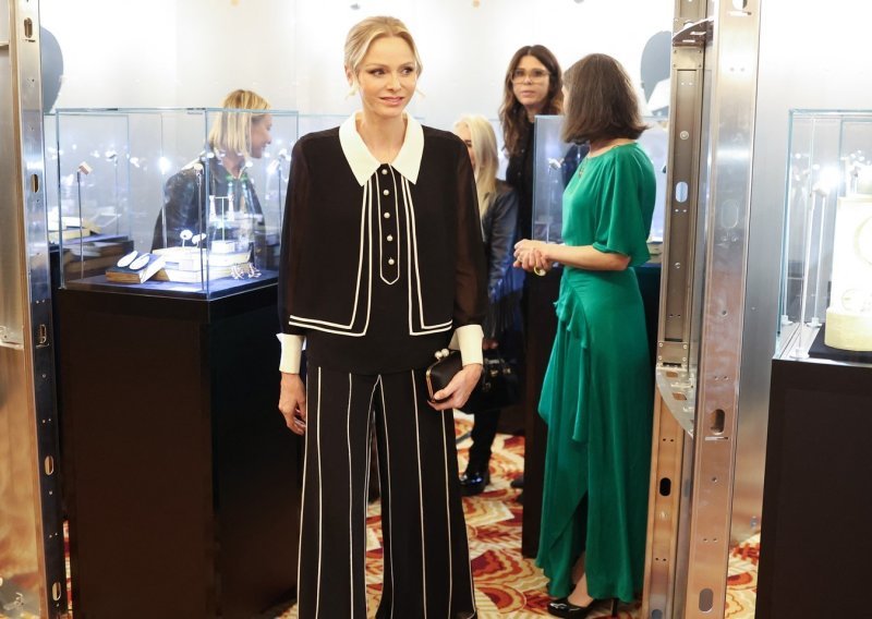 Ovo je čisti chic: Princeza Charlene odustala od strogih krojeva i oduševila vrhunskom elegancijom