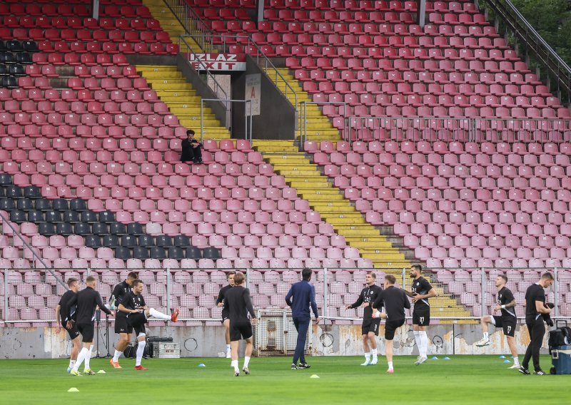 Rumunji posjetili stadion BiH i šokirali se: Horor. Tribine su stare, zahrđale...