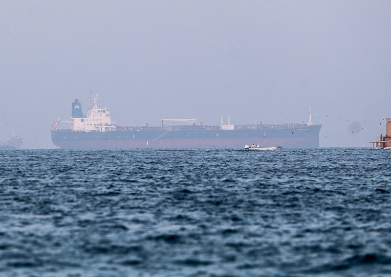 Iran potvrdio da je zaplijenio tanker sa 'zabranjenim teretom'