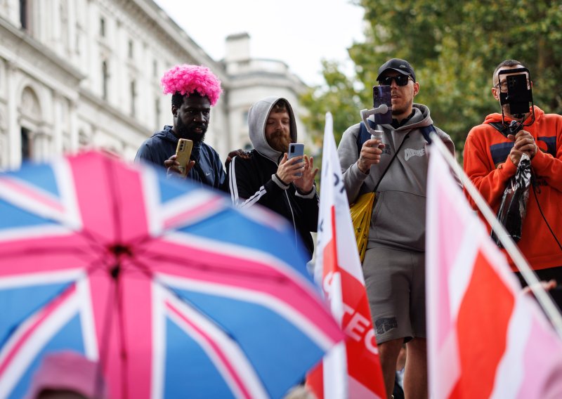 Britanija najavila najveću reviziju politike prema tražiteljima azila u moderno doba