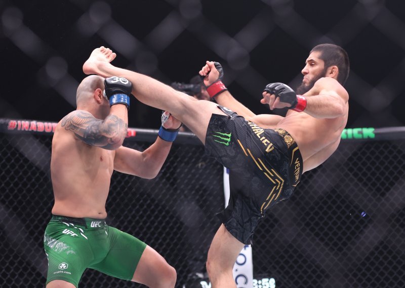 Mahačev ispisao povijest; pobjedom protiv Australca izjednačio rekord Andersona Silve!