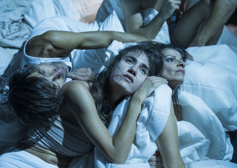 Trauma, agresija, obiteljski kaos: 'Your Love Is King' važna je predstava, iako pleše na rubu patetike