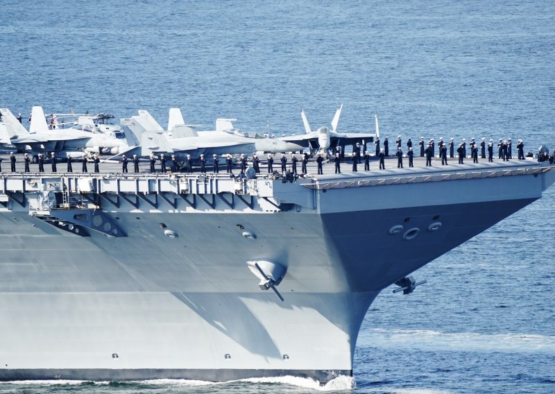 Kreće nova operacija? Američki nosač zrakoplova stigao na Karibe