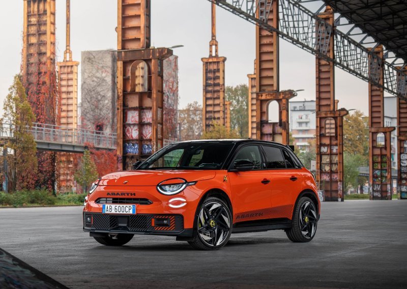 Abarth predstavlja 600e u čast Olimpijade: Posebna serija vrhunskih električnih performansi