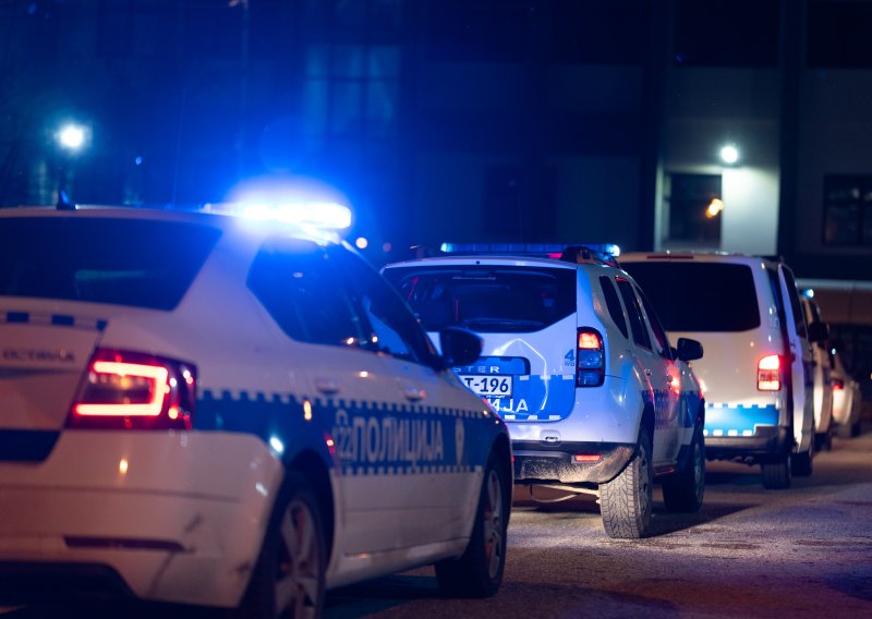 U Šidu spriječen ulazak na teritorij EU-a 19 ilegalnih migranata