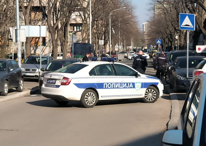 Filmska pljačka u Srbiji: Razbojnici presreli vozilo i oteli dva milijuna eura?!