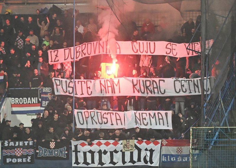 Torcida psovkom odgovorila na ispriku Crnogoraca za bombardiranje Dubrovnika