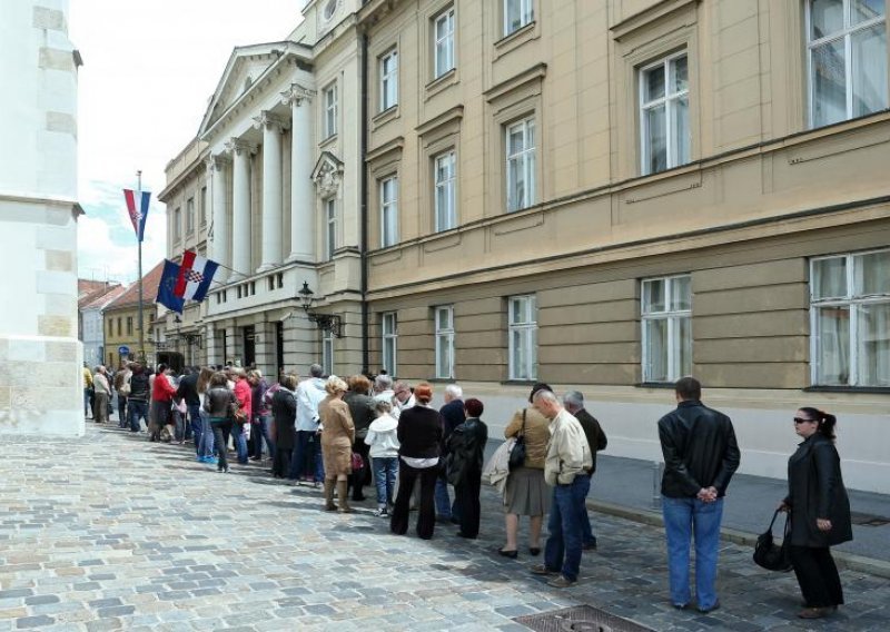 Građani pohrlili u hrvatski Sabor