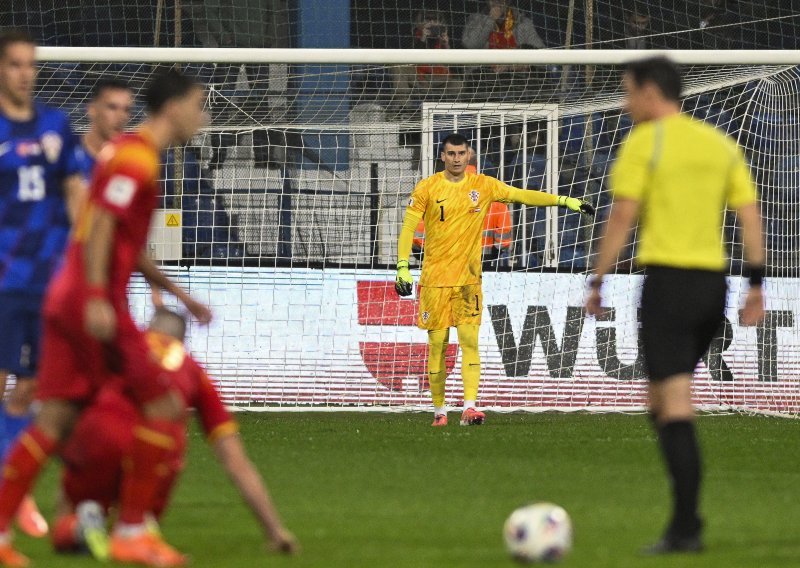 Jeste li primijetili što je rekao hrvatski komentator kod zicera Crne Gore u 92. minuti?