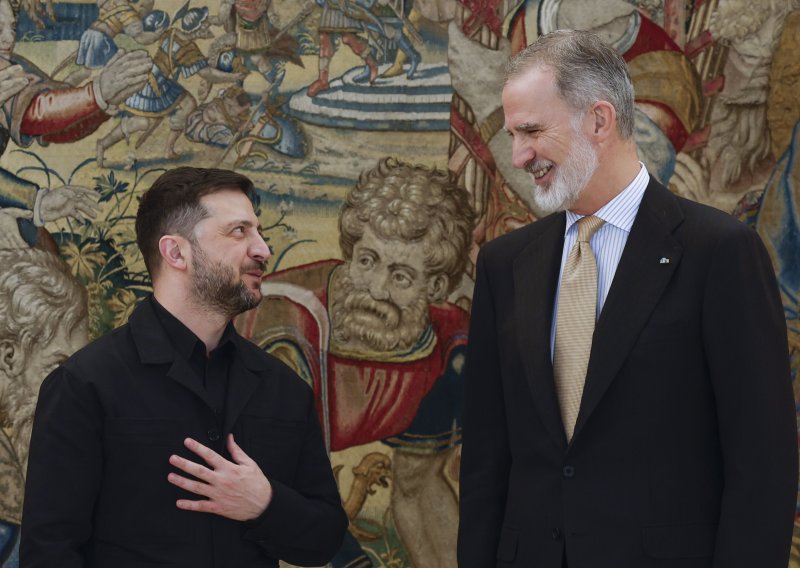 Zelenski stigao u Španjolsku, ona najavila 'značajnu' pomoć Ukrajini