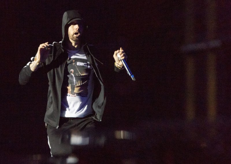 Eminem tuži australsku tvrtku 'Swim Shady'