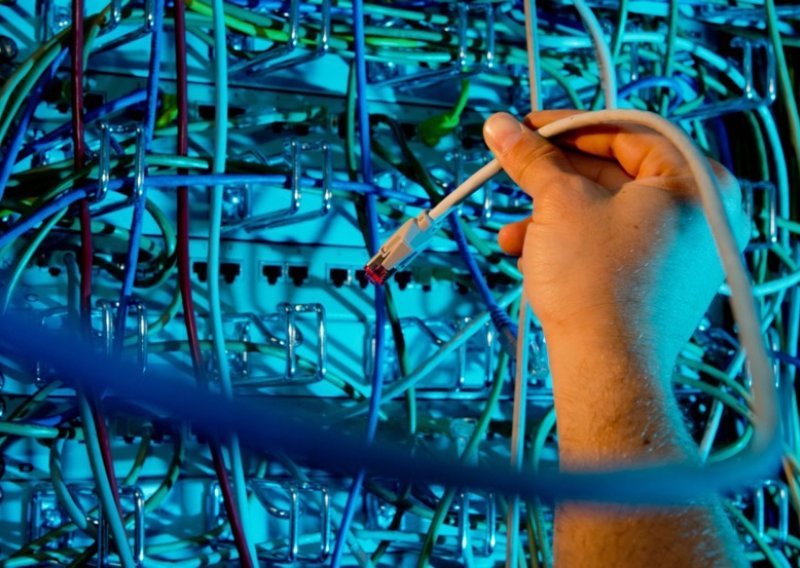 Tehnički kvar izazvao pad globalnih platformi: Što se točno dogodilo i što je uopće Cloudflare