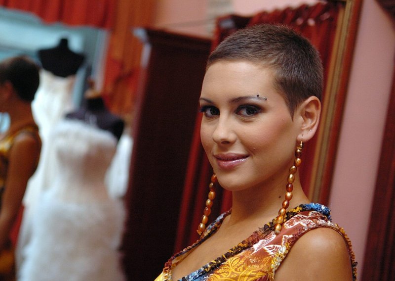 Sjećate li se Miss Hrvatske 2006. godine? Povukla se iz javnosti, a ovako danas izgleda