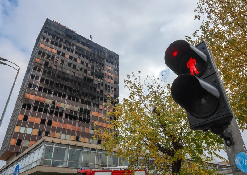 Cure neslužbene informacije: Je li ovako došlo do požara Vjesnika?