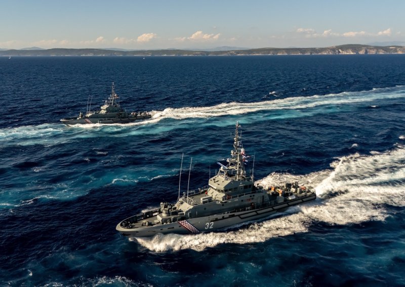 Obračun priopćenjima Debeljaka i Anušića: 'Naručio je četiri broda, platio jedan'