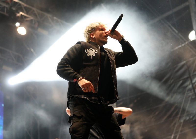 U Novu godinu s Baby Lasagnom i Bebekom: 'Jedini Advent za koji trebaju naočale za sunce'