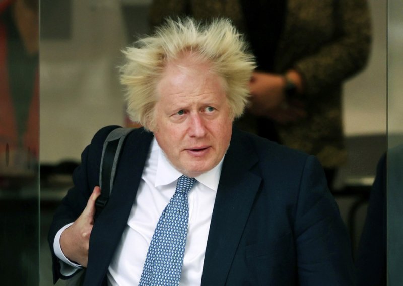 Istraga: Neodlučan odgovor na covid-19 doveo je do 23.000 dodatnih smrtnih slučajeva