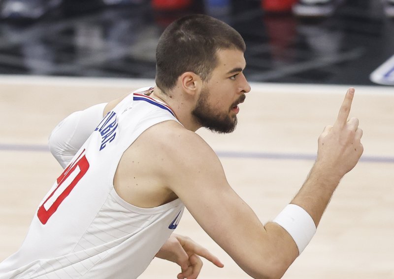 Njegova momčad u velikoj je krizi, ali Ivica Zubac je na razini; upisao je rekord sezone