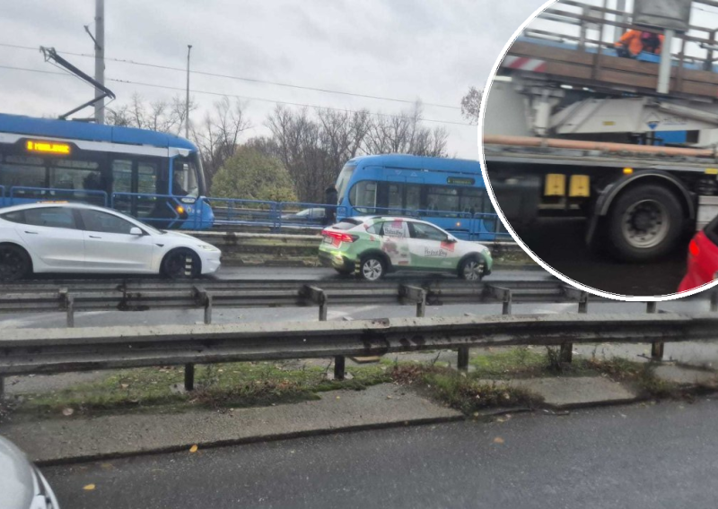 Zbog oštećenja mreže tramvaji 6, 7 i 8 voze izmijenjenim trasama