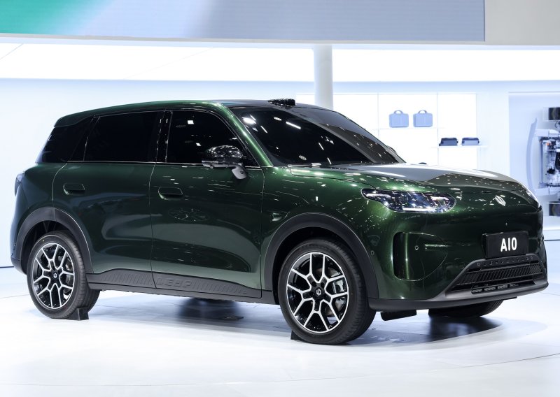 Leapmotor predstavio B03X: Ovaj model je novi standard za segment globalnih kompaktnih vozila